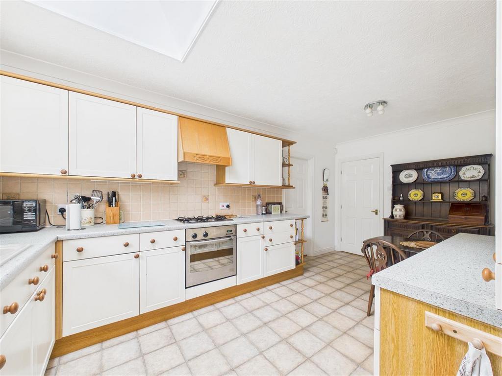 CAM05451 G0-PR0047-STILL011.jpg