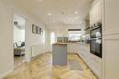 3 bedroom terraced house for sale, Nearsby Drive, West Bridgford NG2