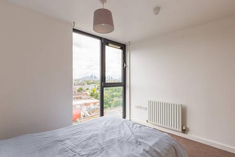 2 bedroom flat to rent, 2 Taylor Place, London E3