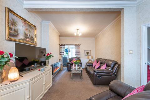 undefined, Cricklewood Lane, Cricklewood, London, NW2