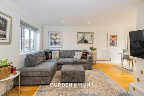 undefined, Kilnfield, Ongar, CM5