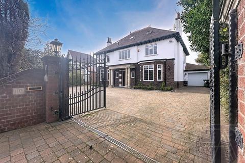 Waterloo Road, Southport PR8