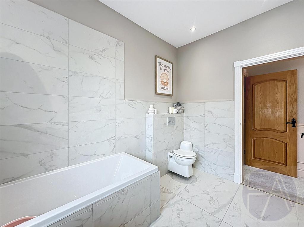 110-waterloo-road 00042.jpg