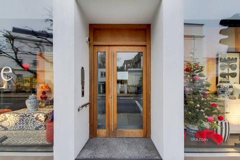 Fulham Road, Chelsea, London, SW3