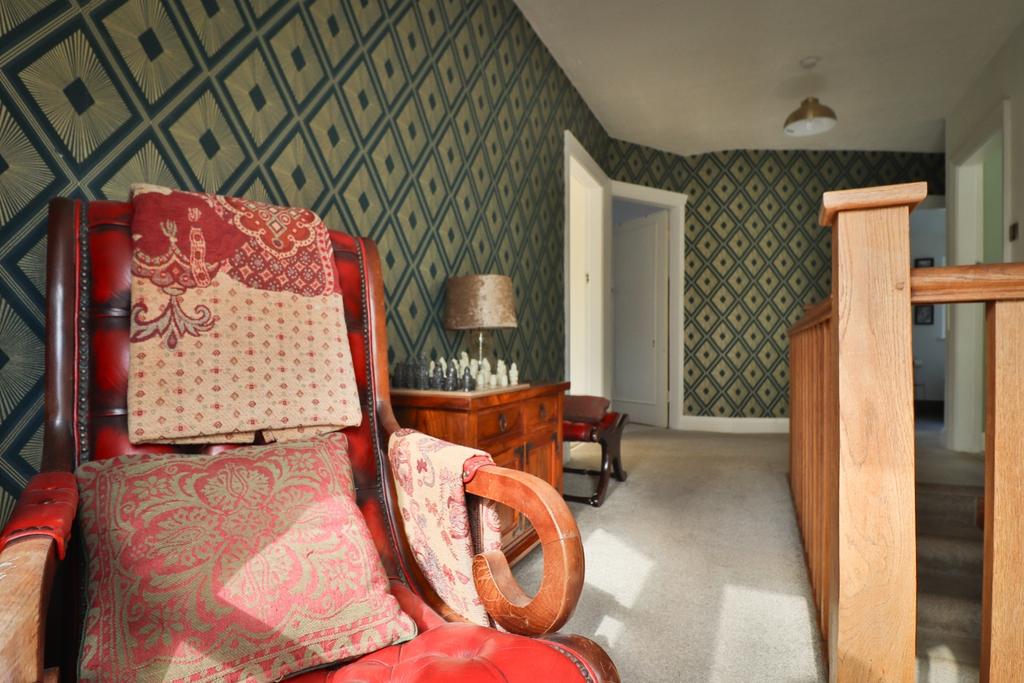 Galleried Landing with additional seating space