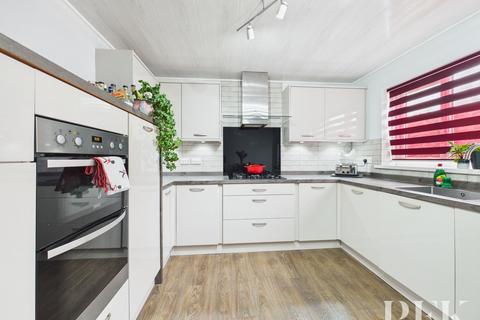 4 bedroom detached bungalow for sale, Rheda Park, Frizington CA26