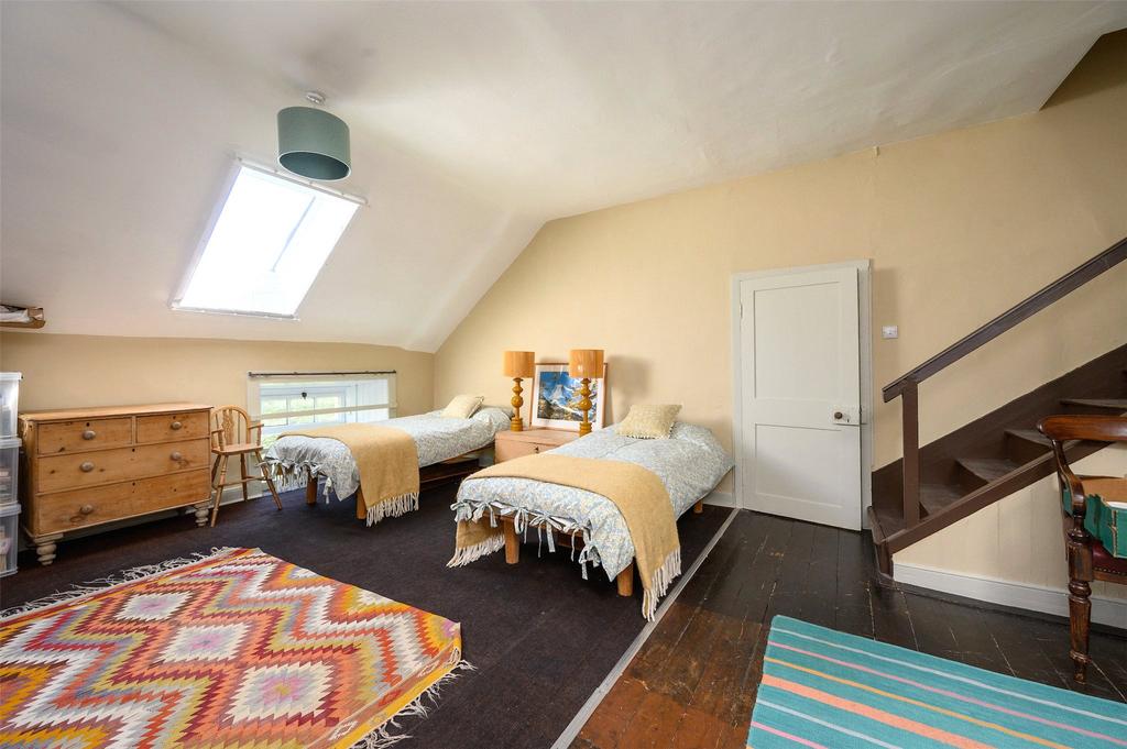 Attic/Bedroom