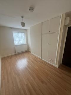undefined, Luton, LU2
