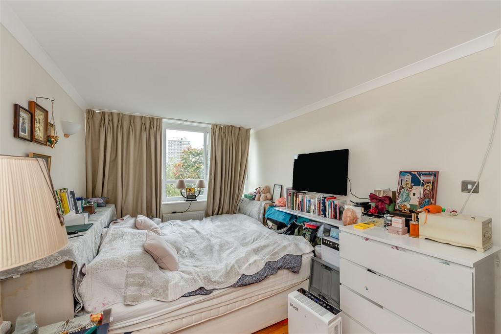8666370-interior07.jpg