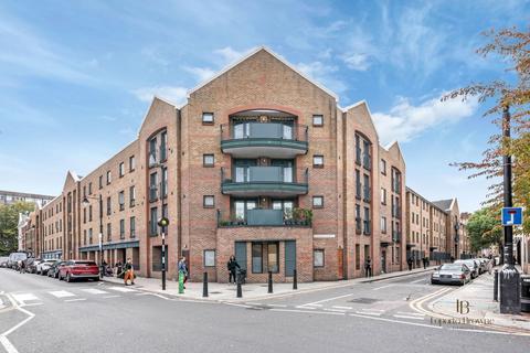 2 bedroom flat to rent, Durward Street, E1