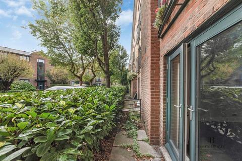 2 bedroom flat to rent, Durward Street, E1