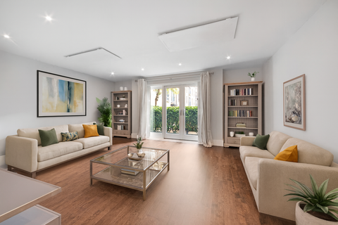 2 bedroom flat to rent, Durward Street, E1