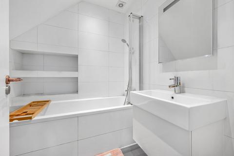 3 bedroom apartment for sale, Dartmouth Road, Dartmouth Park, London, NW2