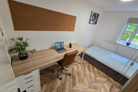 6 bedroom terraced house to rent, Denison Street, Nottingham NG7