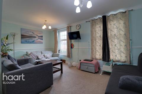 3 bedroom terraced house for sale, Arborfield Close, Slough