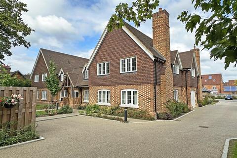 undefined, Langshott, Horley