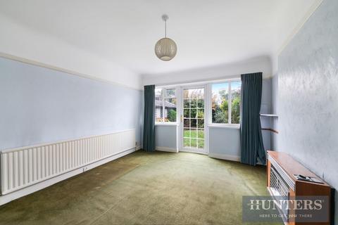 3 bedroom link detached house for sale, London Road, North Cheam