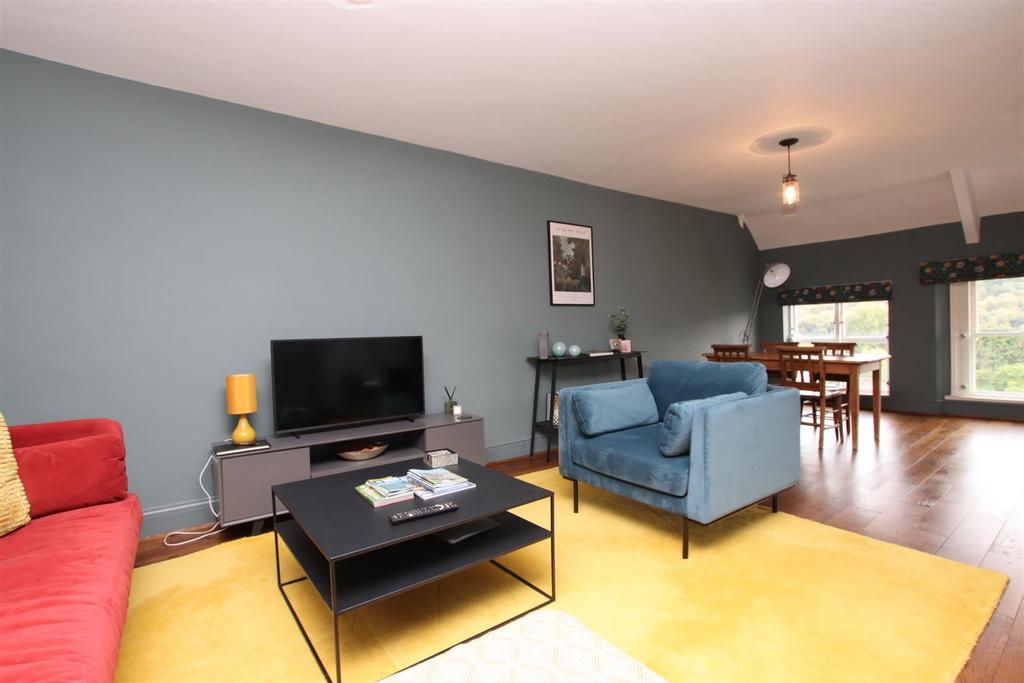 Living room.JPG