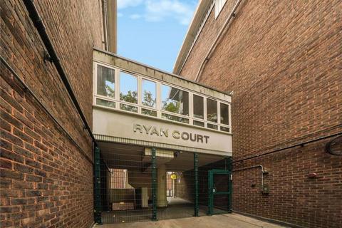 undefined, Baldry Gardens, London, SW16 3PJ