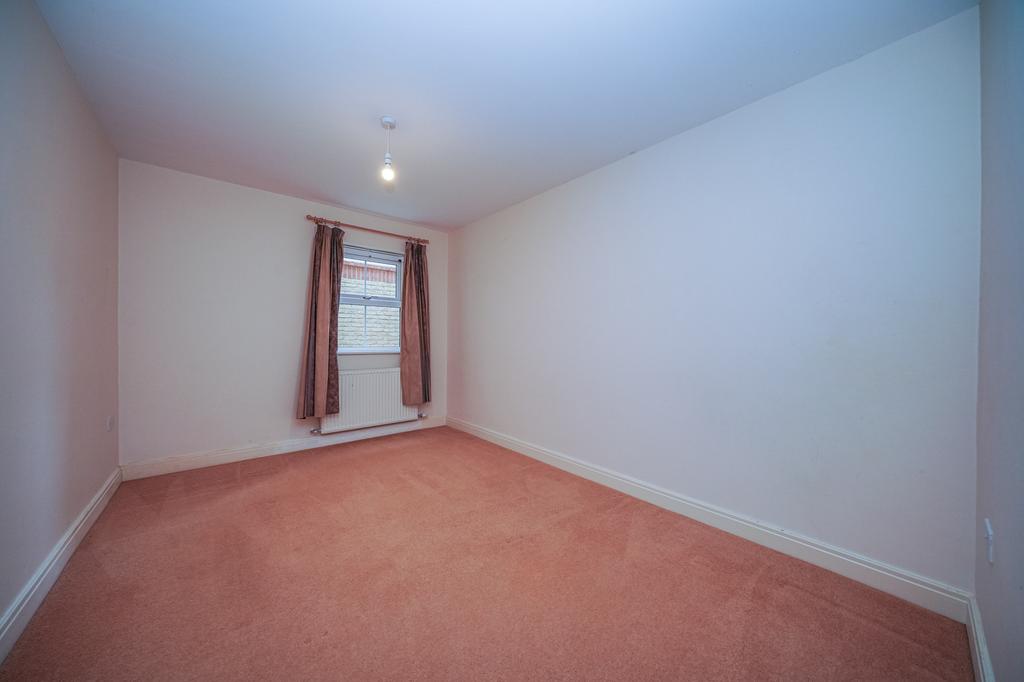 64-Arkley-Court-1008