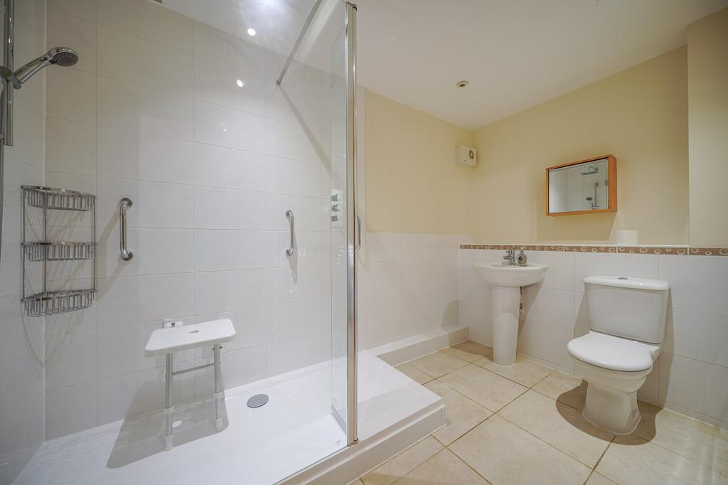 64-Arkley-Court-1001