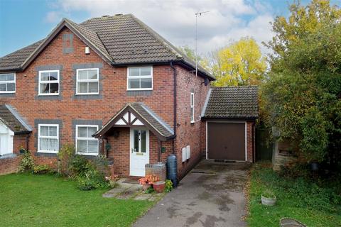 9 Peasmead, Buntingford, SG9 9SF