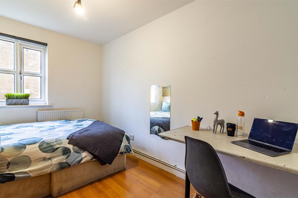 31 Dennison Court-11.jpg