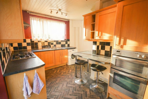 3 bedroom semi-detached house for sale, 7 Lostock Walk, Whitefield, Manchester, Lancashire, M45 8LQ