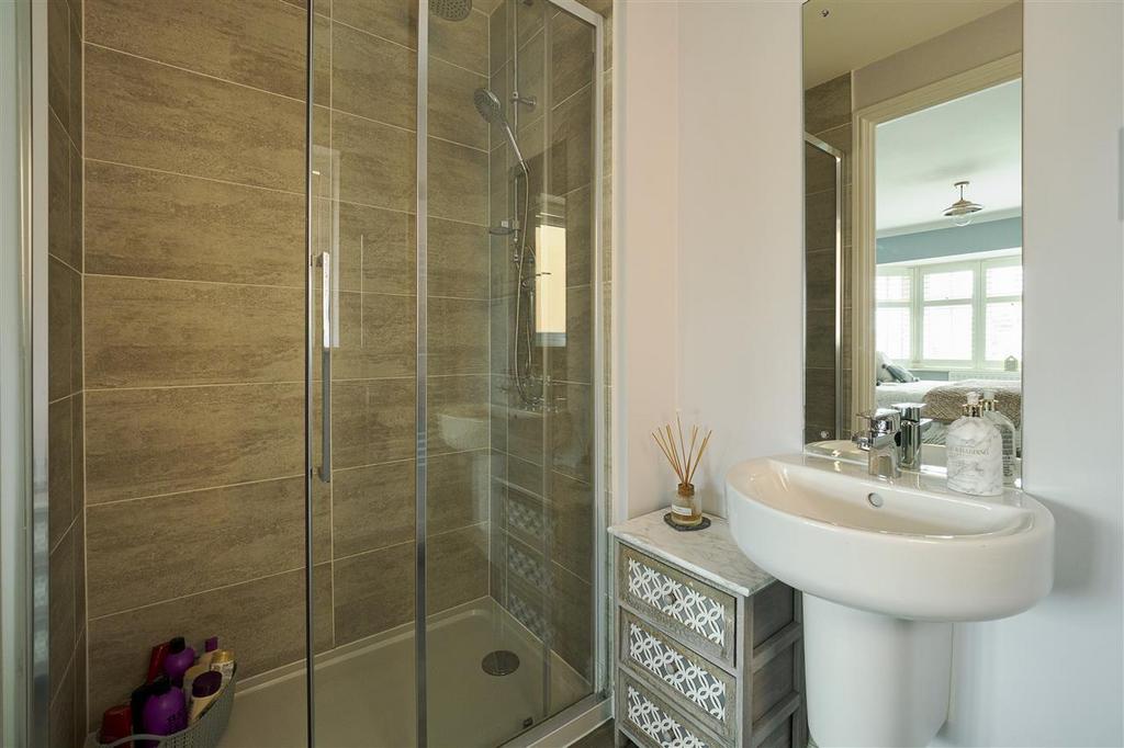 Shower Room.jpg