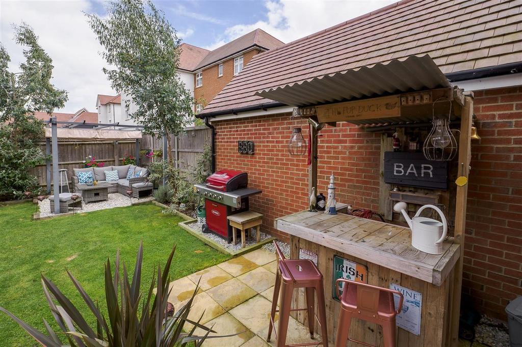 Rear Garden 2.jpg