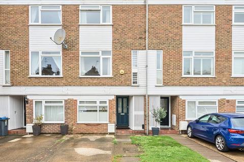 79 Elm Road, Kingston Upon Thames, KT2 6HT
