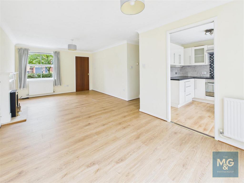 Sitting/Dining Room