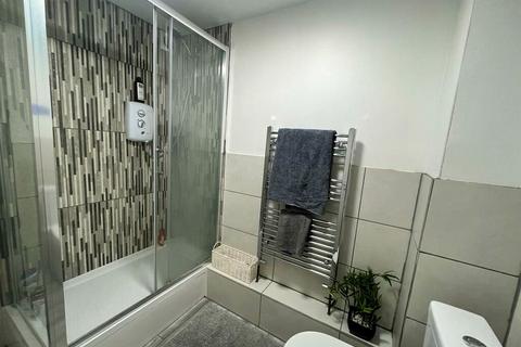 6 bedroom terraced house to rent, Denison Street, Nottingham NG7