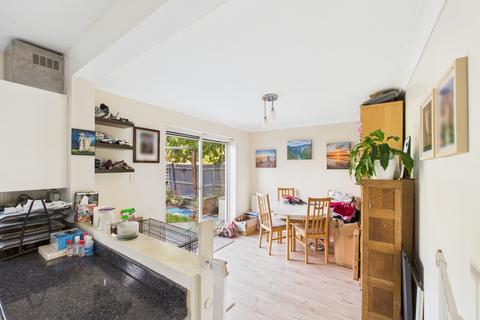 4 bedroom detached house for sale, Topiary Gardens, Locks Heath, SO31 6RX
