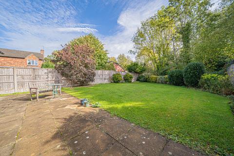 undefined, Yew Tree Close, Lapworth, B94