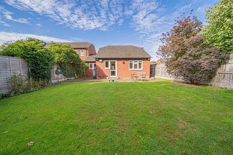 undefined, Yew Tree Close, Lapworth, B94