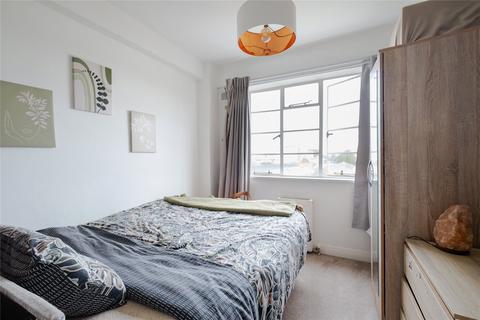 67 Corner Fielde, London, SW2 4TJ
