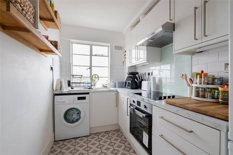 67 Corner Fielde, London, SW2 4TJ