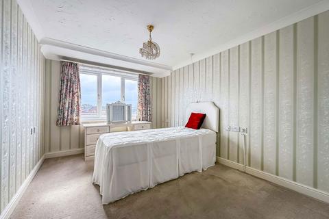 undefined, Lord Street, Southport PR8