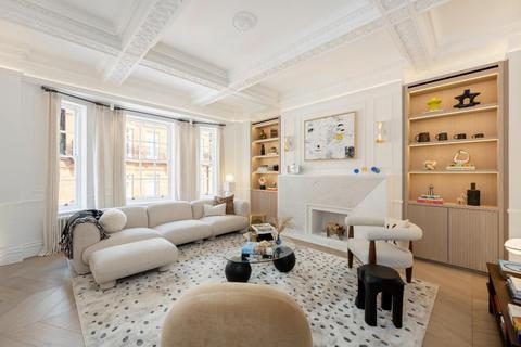 Claridge House, Davies Street, Mayfair, London, W1K