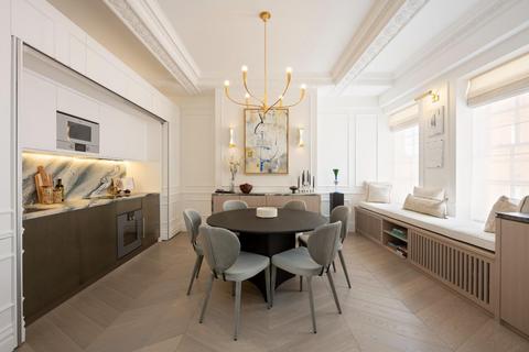 3 bedroom flat for sale, Claridge House, Davies Street, Mayfair, London, W1K