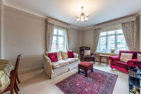 undefined, Chesterfield Gardens, London W1J