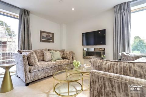2 bedroom apartment for sale, Chapter House, Monks Close, Lichfield, WS13 6QR - No Upward Chain & City Centre