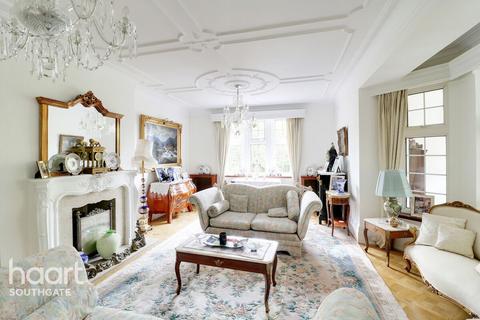 undefined, Cannon Hill, London
