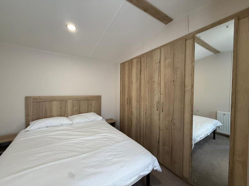 Master Bedroom with Ensuite WC