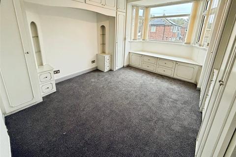 3 bedroom semi-detached house for sale, Park Avenue, Lincolnshire LN6