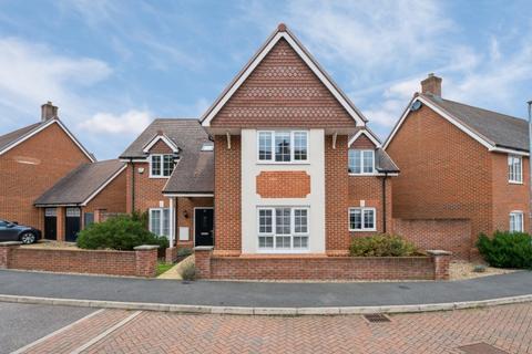 undefined, Elizabeth II Avenue, Berkhamsted, HP4