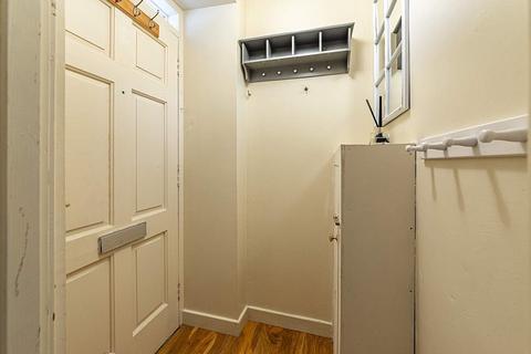 Flat, 3 Abbey Bridge End, Jedburgh, TD8 6JQ