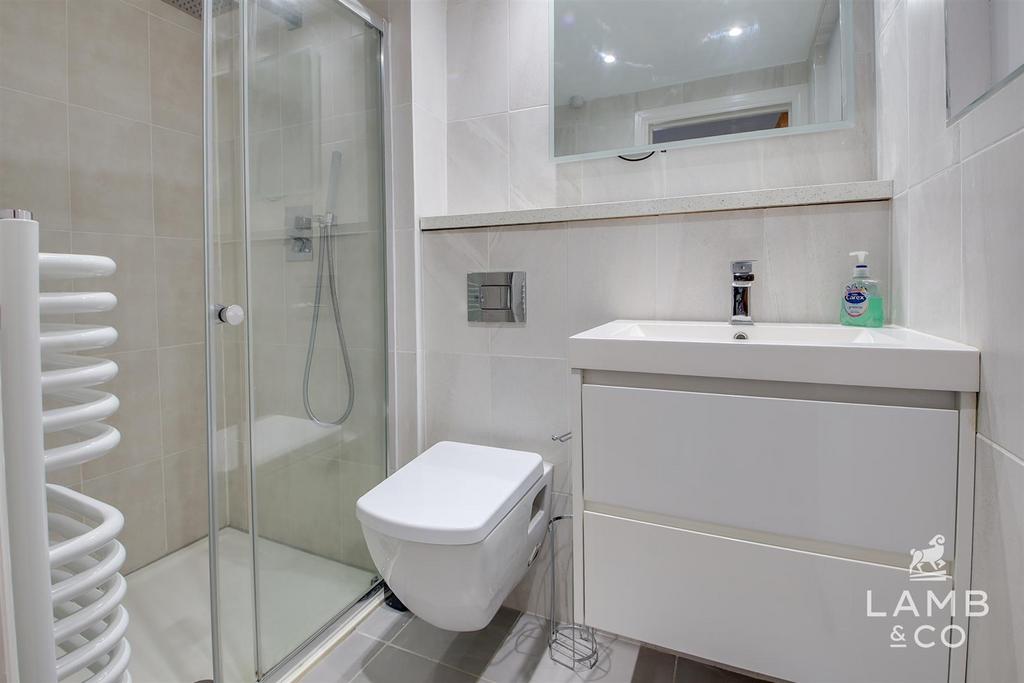 Ensuite