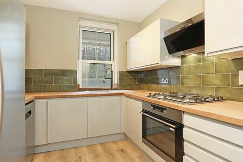 3 bedroom flat to rent, Southern Row, London W10